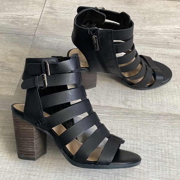 Vince Camuto “Javrina” Heel - Picture 6 of 10